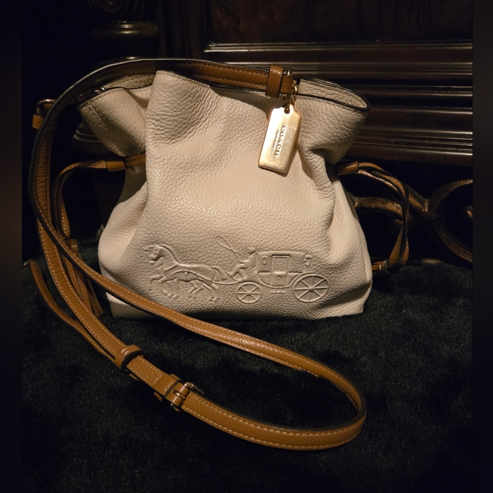 Coach Andy Crossbody Horse And Carriage Cream and Tan Leather Women's Bag
